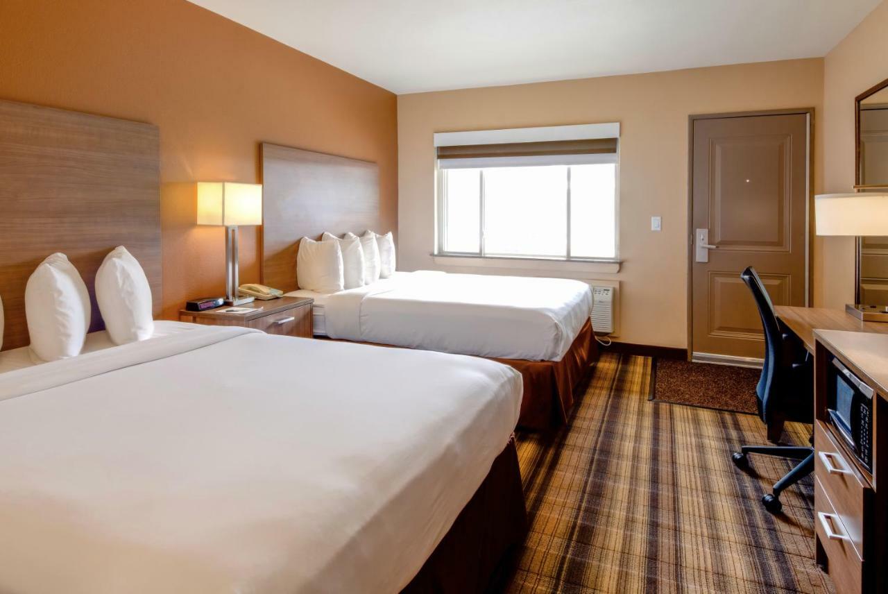Boulder University Inn ภายนอก รูปภาพ