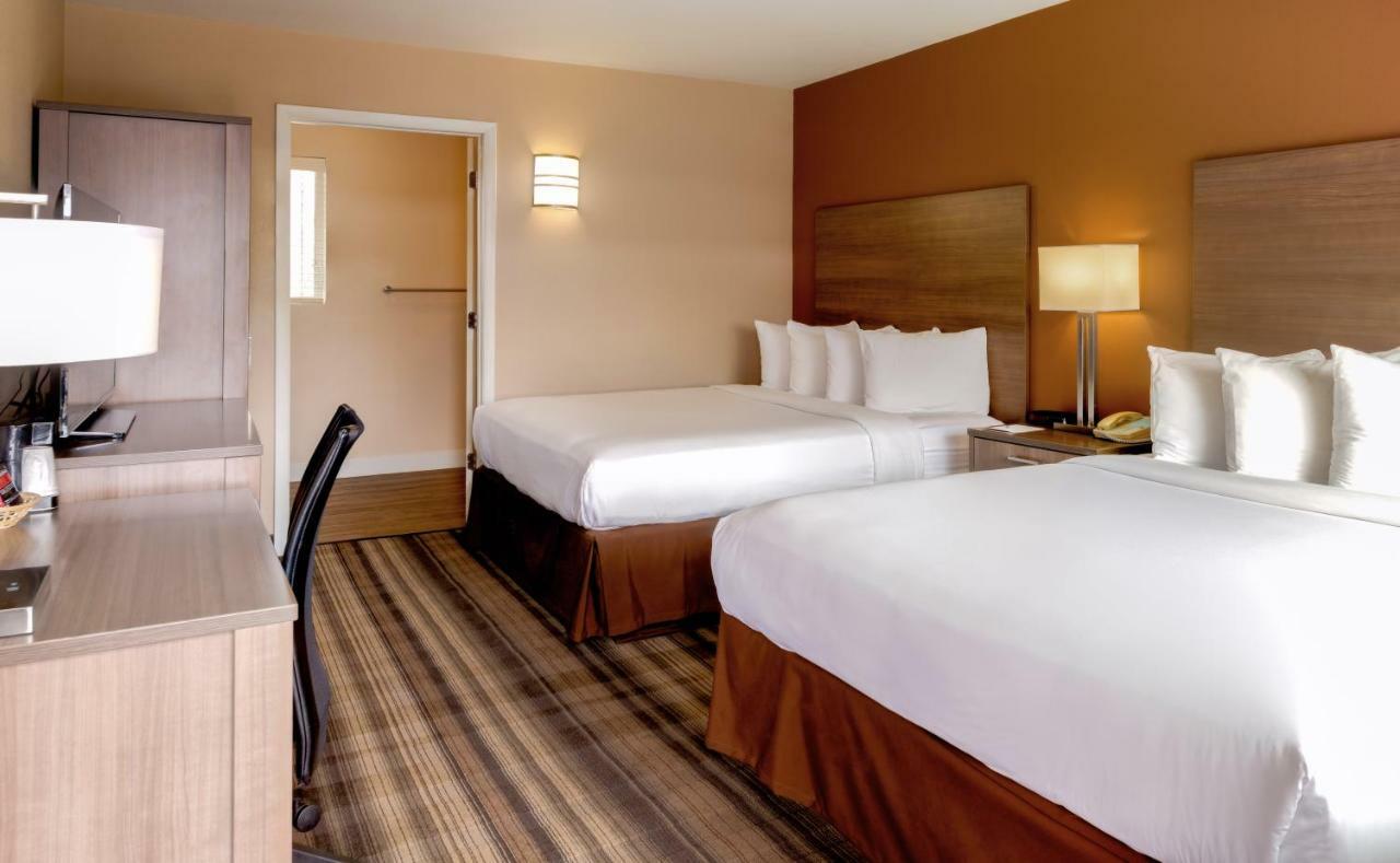 Boulder University Inn ภายนอก รูปภาพ