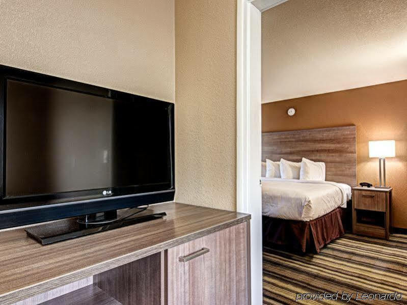 Boulder University Inn ภายนอก รูปภาพ