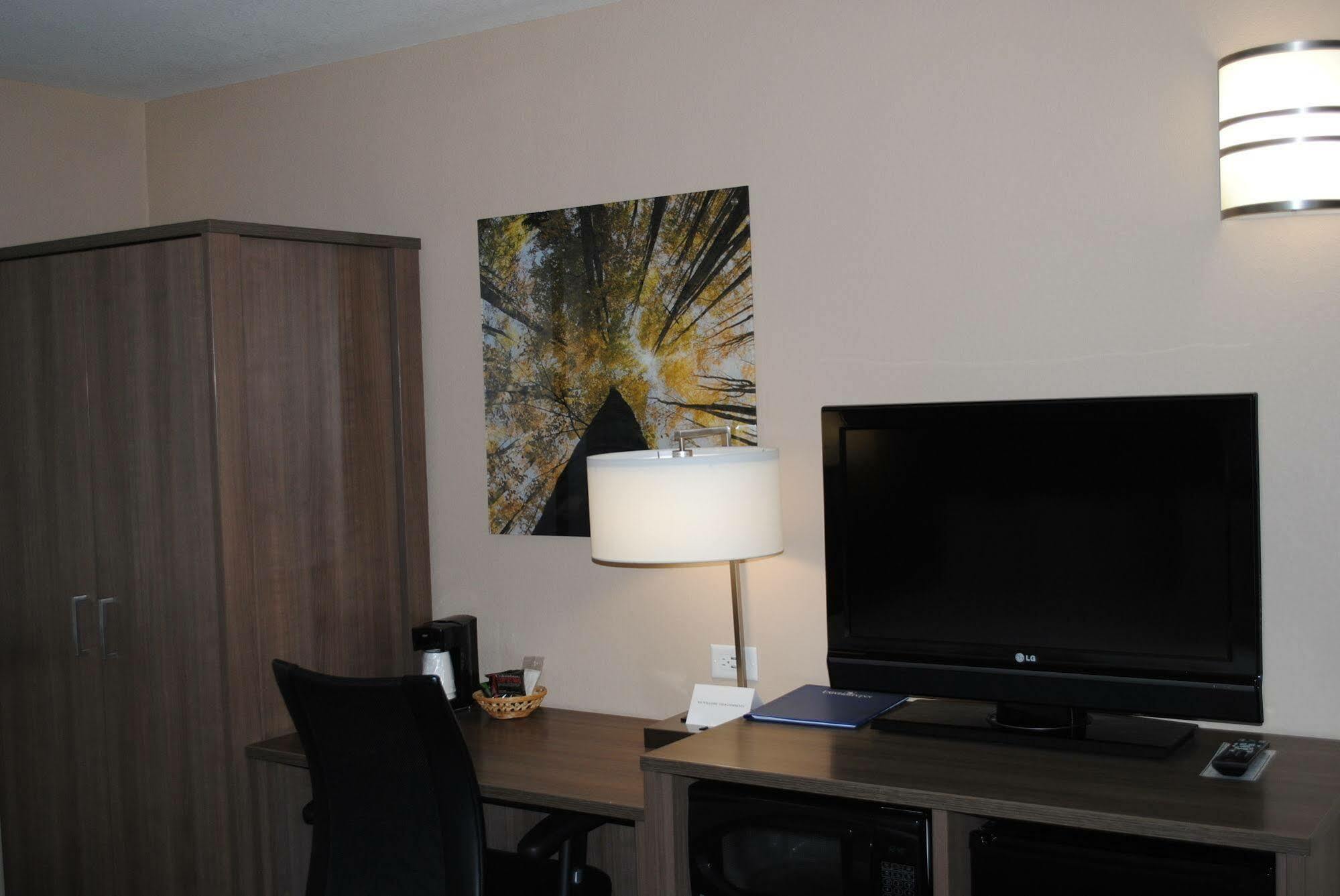 Boulder University Inn ภายนอก รูปภาพ